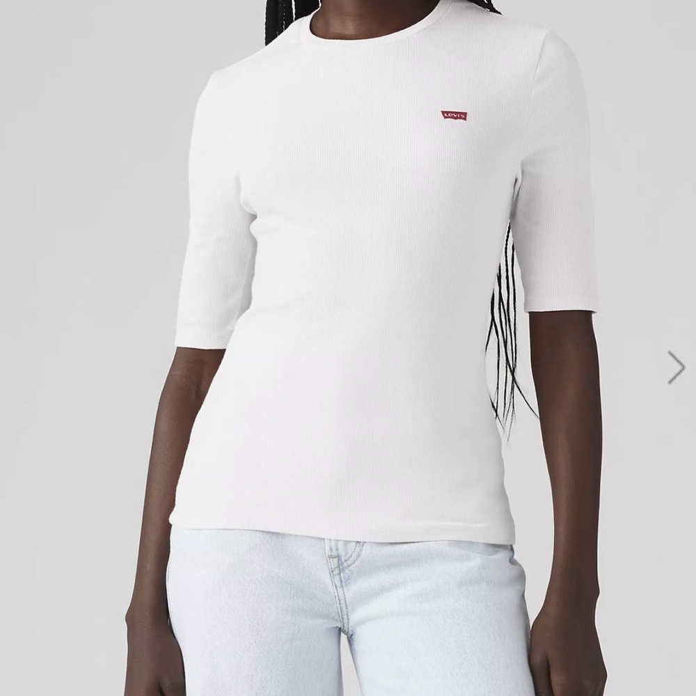 Levi's Women's White Short Sleeve Tee